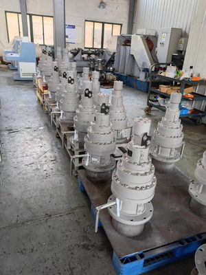 Slewing Drive Slew Gearbox for Concrete Pump Truck Vertical Type Customized Request